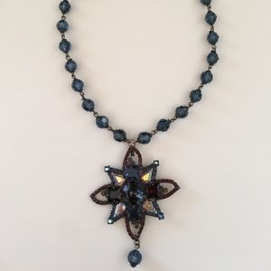 Swavorski Crystal 1990's Vintage Pendant Necklace
